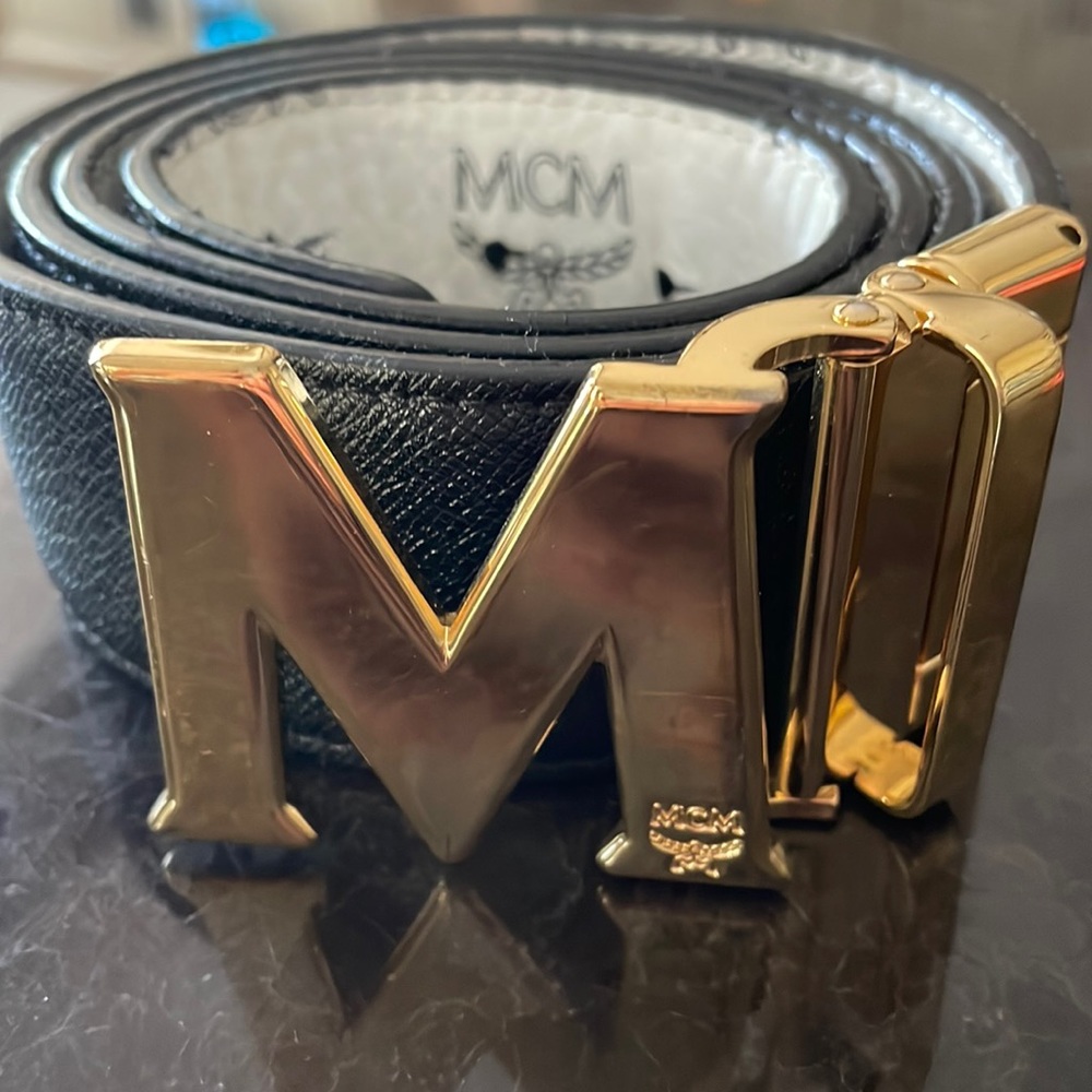 MCM black belt 1 1/2” size 28-30